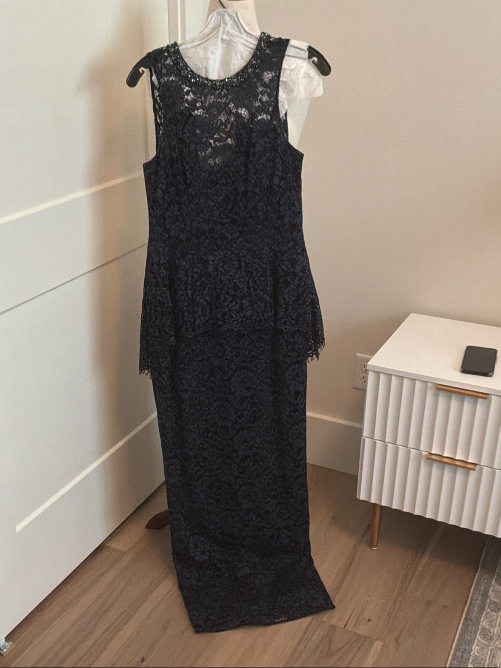 Rickie Freeman for Teri Jon Navy Lace Sleeveless Evening Gown